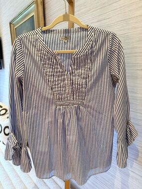 Striped Blouse by Cortland  Park Size Small